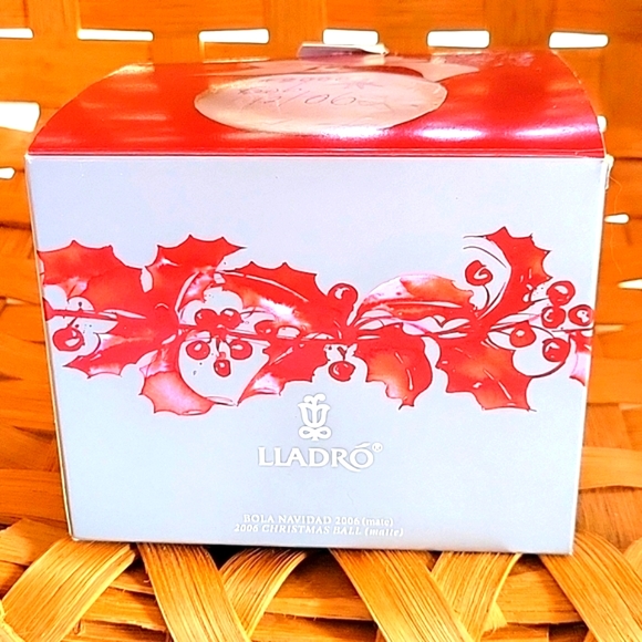 2006LLADRO XMAS CHRISTMAS BALL ORNAMENT - Picture 6 of 7